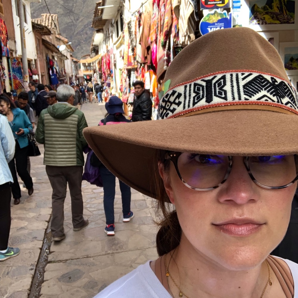 Meet your Posher, Laura